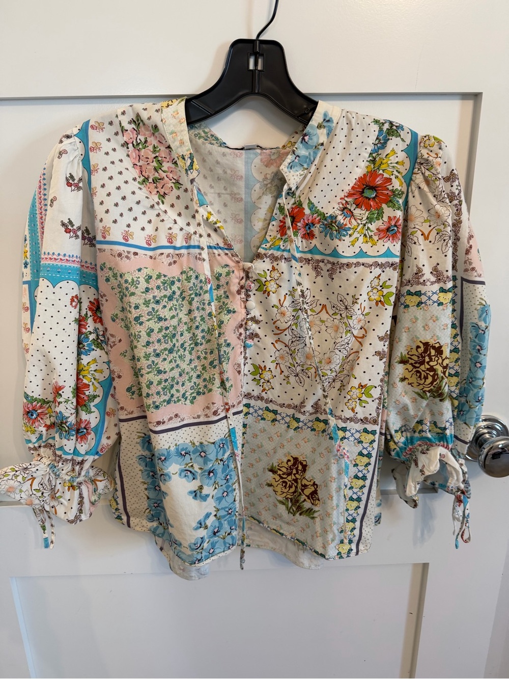 HUNTER BELL White Multi Patchwork Floral Peasant Blouse